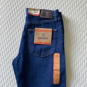 NWT Magellan Men’s Jeans 33x32 Dark Wash Classic Fit